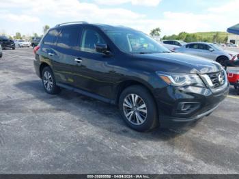  Salvage Nissan Pathfinder