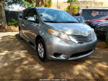  Salvage Toyota Sienna