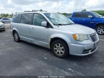  Salvage Chrysler Town & Country