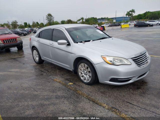  Salvage Chrysler 200