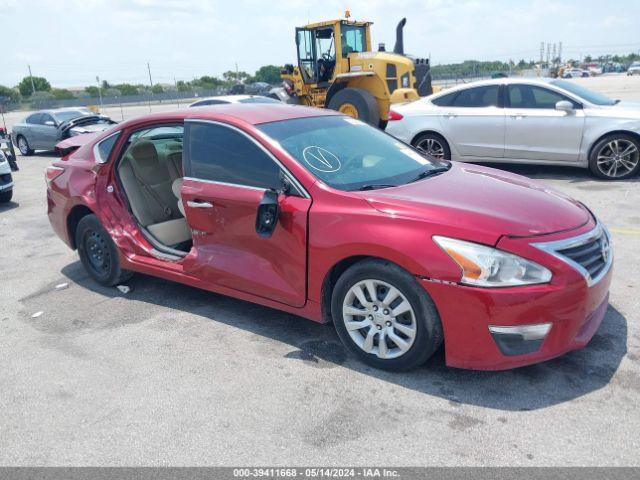  Salvage Nissan Altima