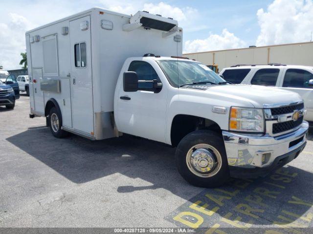  Salvage Chevrolet Silverado 3500