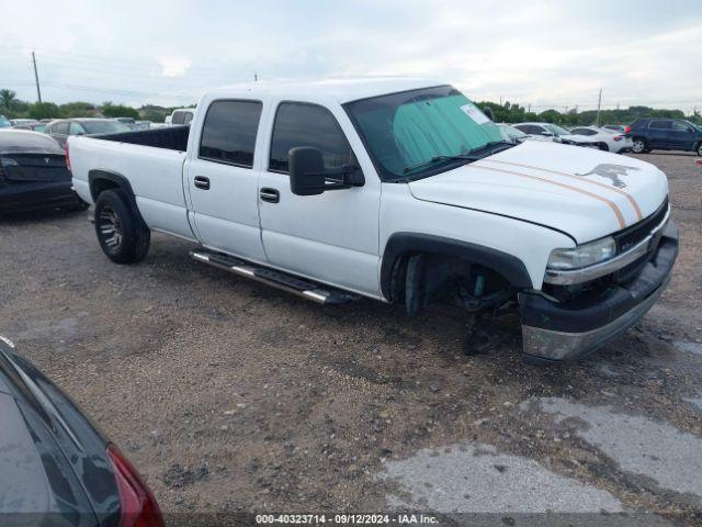  Salvage Chevrolet Silverado 2500