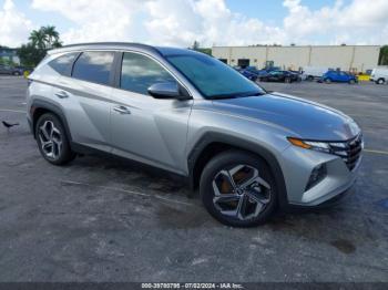  Salvage Hyundai TUCSON