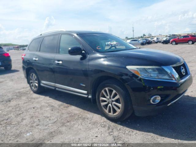  Salvage Nissan Pathfinder