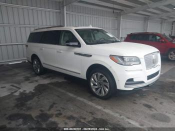  Salvage Lincoln Navigator