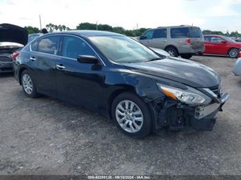  Salvage Nissan Altima