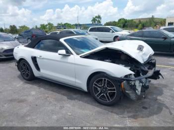  Salvage Ford Mustang