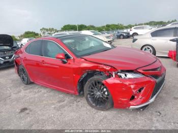  Salvage Toyota Camry