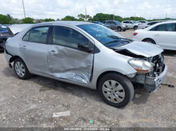  Salvage Toyota Yaris