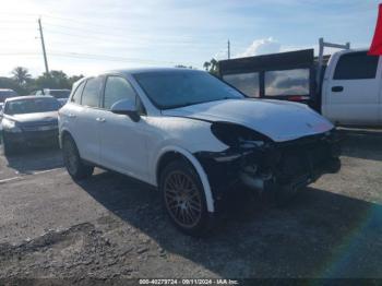  Salvage Porsche Cayenne