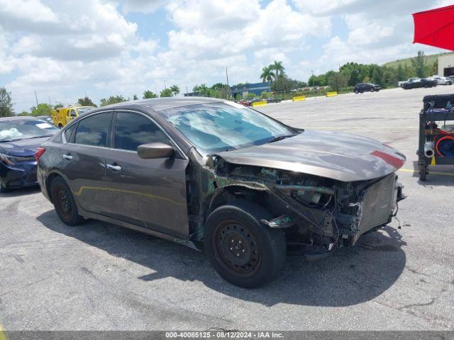  Salvage Nissan Altima