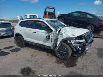  Salvage Volkswagen Taos