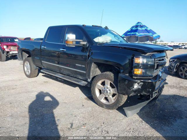  Salvage Chevrolet Silverado 2500