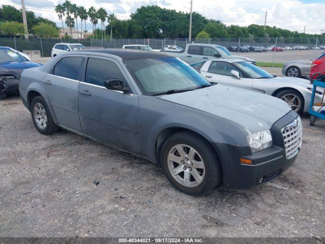  Salvage Chrysler 300