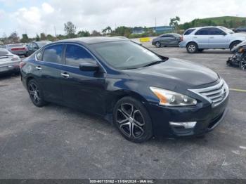  Salvage Nissan Altima