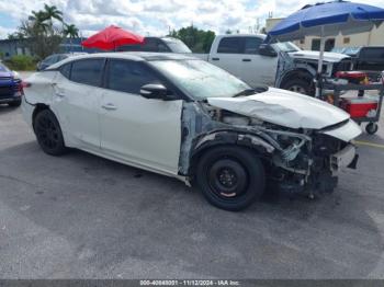  Salvage Nissan Maxima