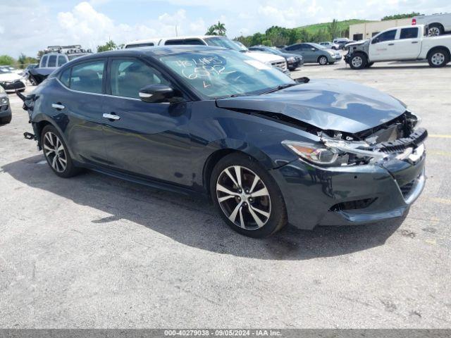  Salvage Nissan Maxima