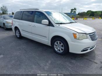  Salvage Chrysler Town & Country