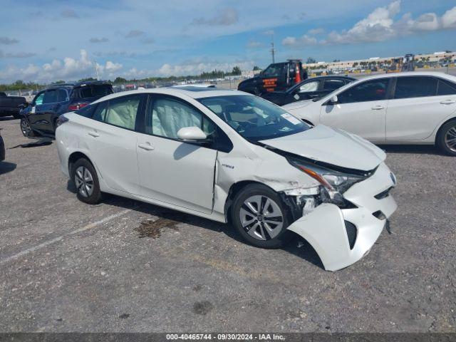  Salvage Toyota Prius