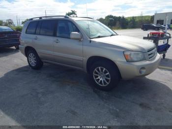  Salvage Toyota Highlander