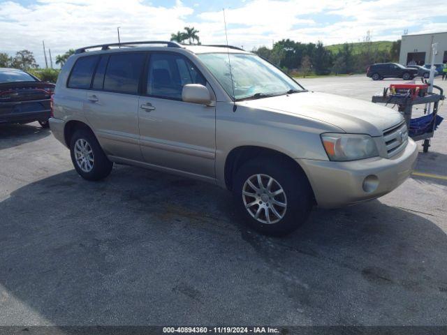  Salvage Toyota Highlander