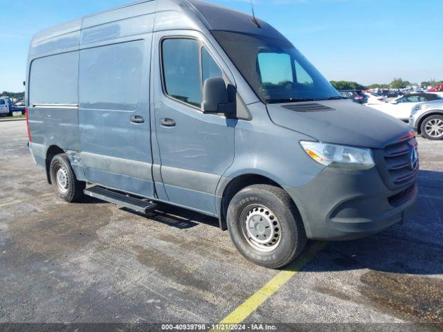  Salvage Mercedes-Benz Sprinter 2500