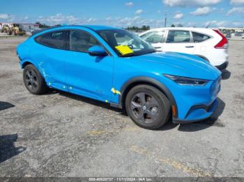  Salvage Ford Mustang