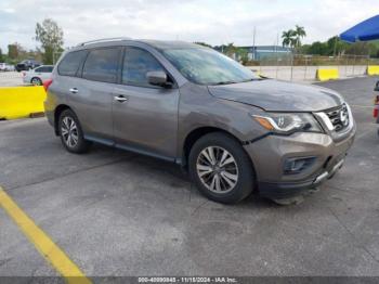  Salvage Nissan Pathfinder