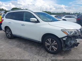  Salvage Nissan Pathfinder