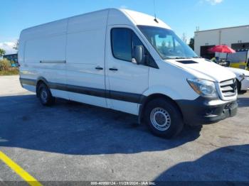  Salvage Mercedes-Benz Sprinter 2500