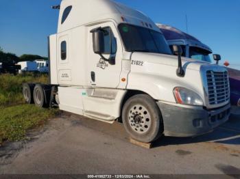  Salvage Freightliner Cascadia 125