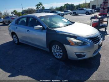  Salvage Nissan Altima