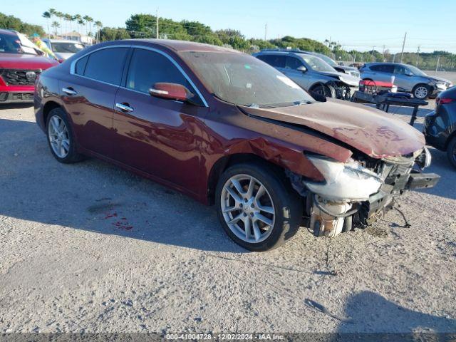  Salvage Nissan Maxima