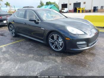  Salvage Porsche Panamera