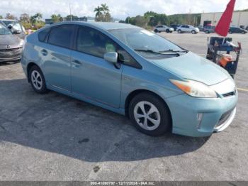  Salvage Toyota Prius