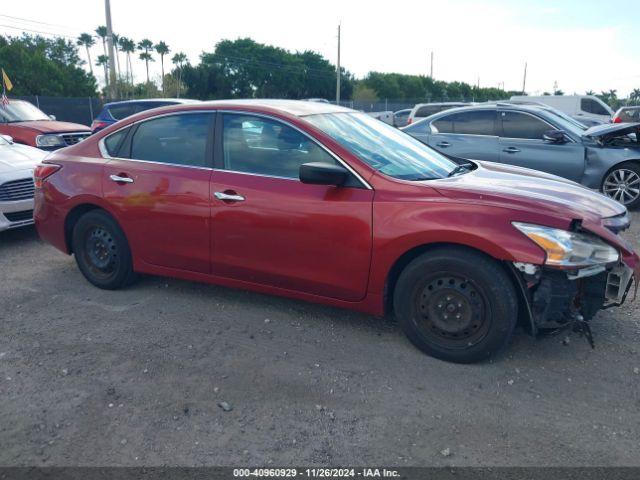  Salvage Nissan Altima