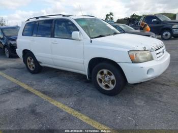  Salvage Toyota Highlander