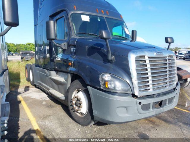  Salvage Freightliner Cascadia 125