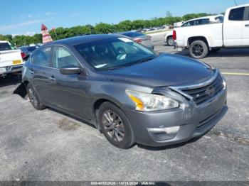  Salvage Nissan Altima