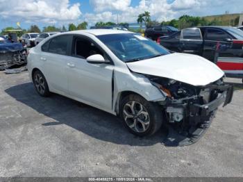  Salvage Kia Forte