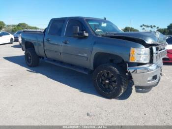  Salvage Chevrolet Silverado 2500