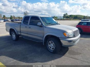  Salvage Toyota Tundra