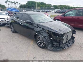  Salvage Nissan Altima