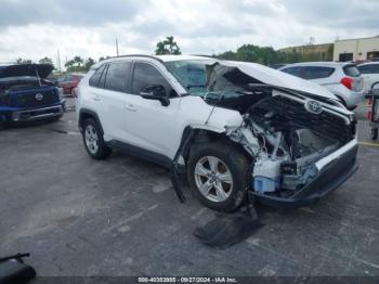  Salvage Toyota RAV4