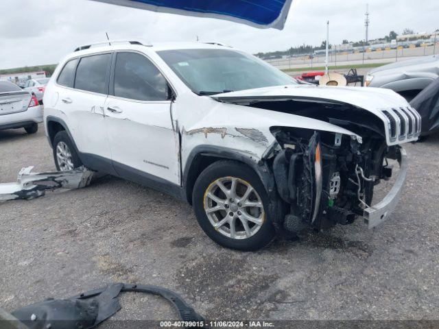  Salvage Jeep Cherokee