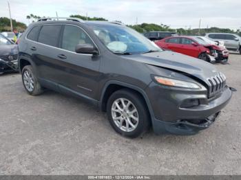  Salvage Jeep Cherokee