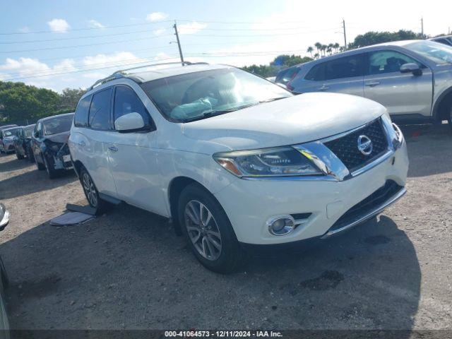  Salvage Nissan Pathfinder