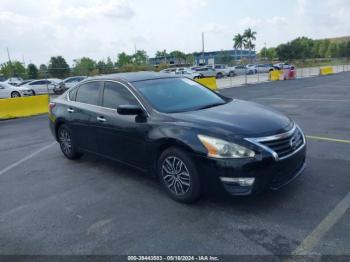  Salvage Nissan Altima