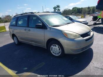  Salvage Toyota Sienna